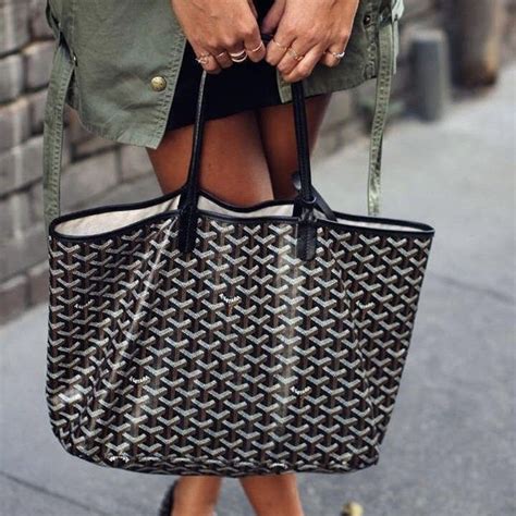 goyard tote bag with zipper|goyard st louis tote.